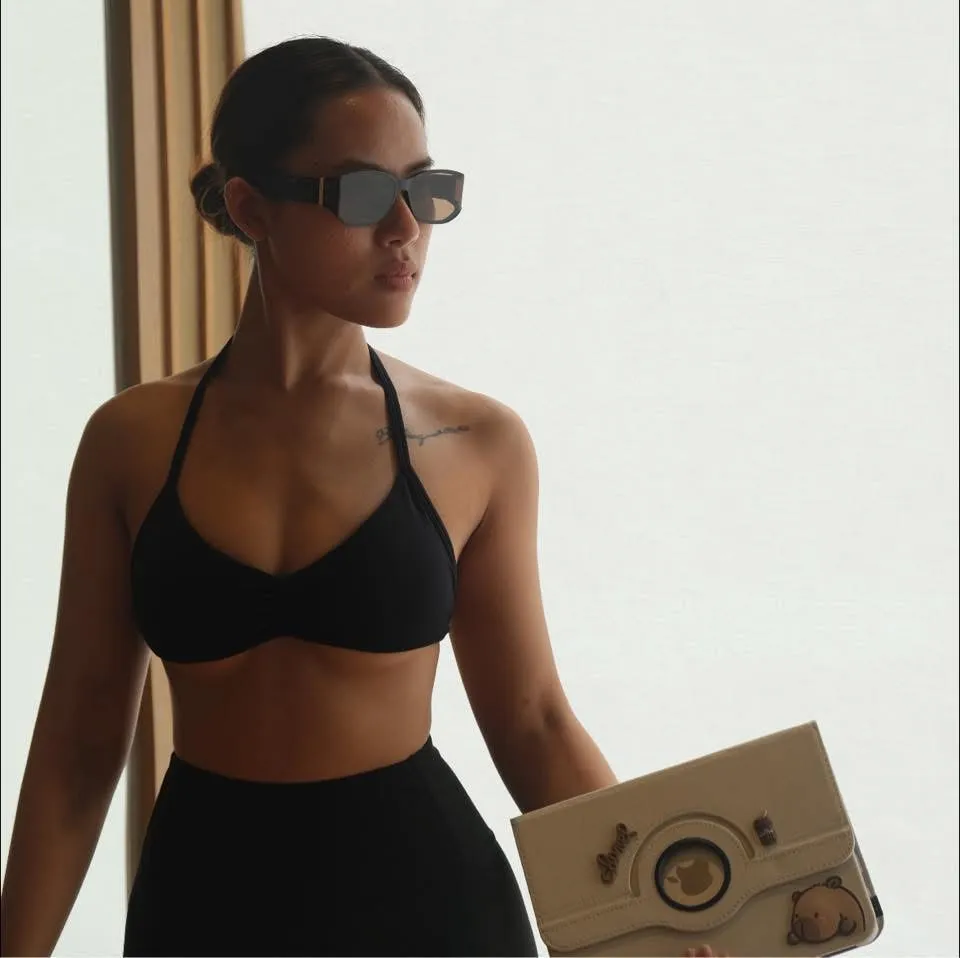 Contact Thoa, Vietnamese female personal trainer for women's fitness